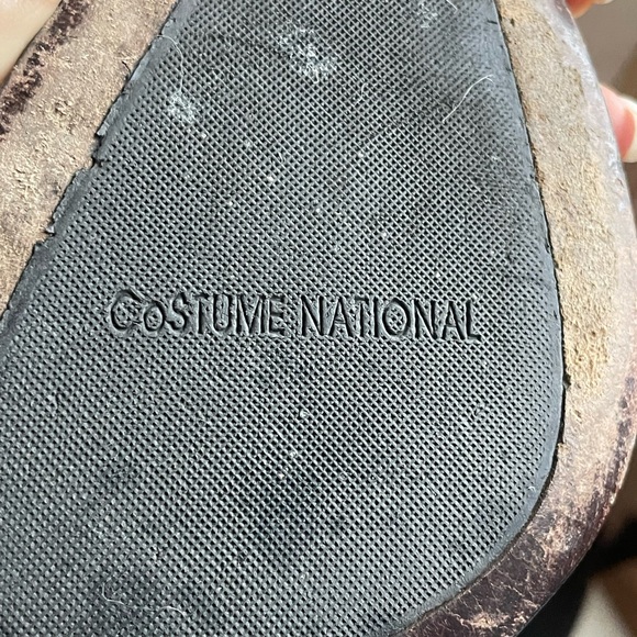 COSTUME NATIONAL Black leather boots - Picture 6 of 11